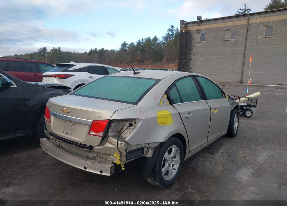 2014 CHEVROLET CRUZE 1LT AUTO VIN: 1G1PC5SB0E7124102