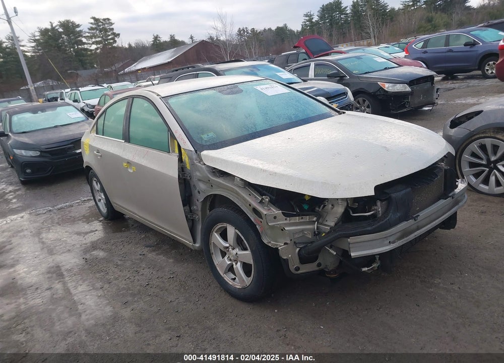 2014 CHEVROLET CRUZE 1LT AUTO VIN: 1G1PC5SB0E7124102
