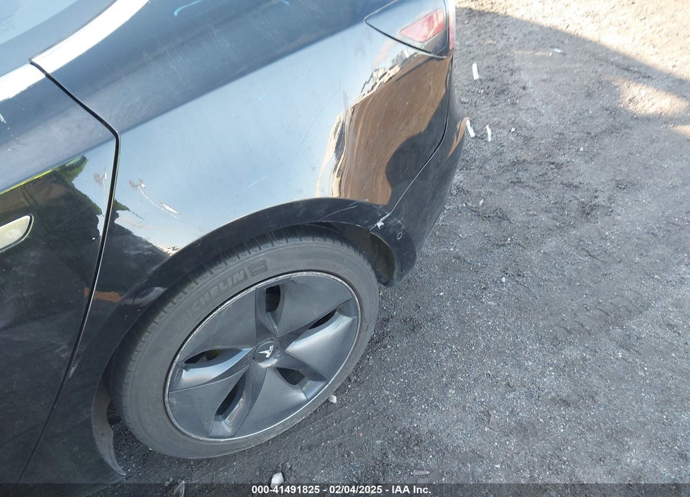 2018 TESLA MODEL 3 VIN: 5YJ3E1EB5JF170307