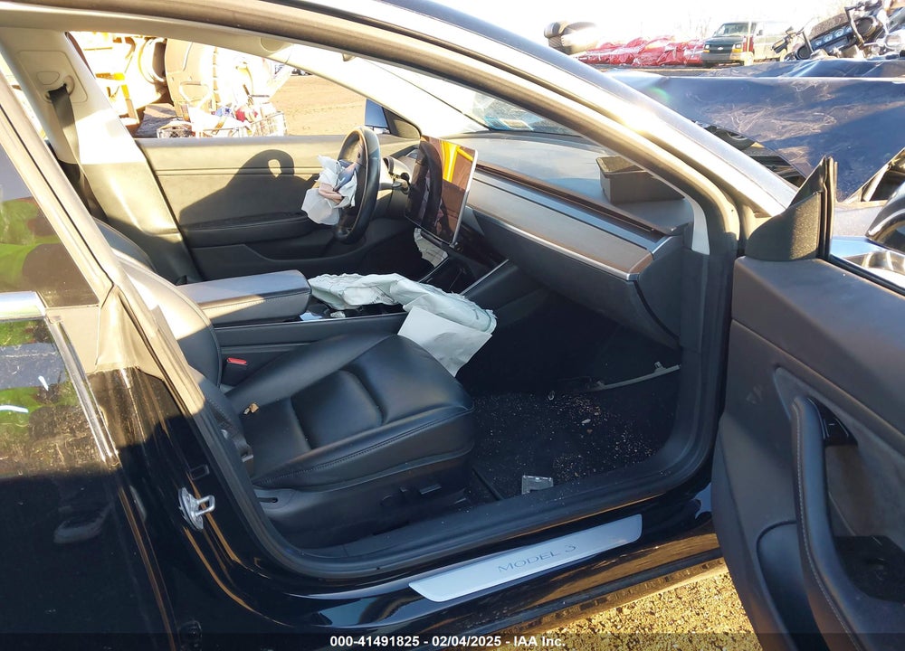 2018 TESLA MODEL 3 VIN: 5YJ3E1EB5JF170307