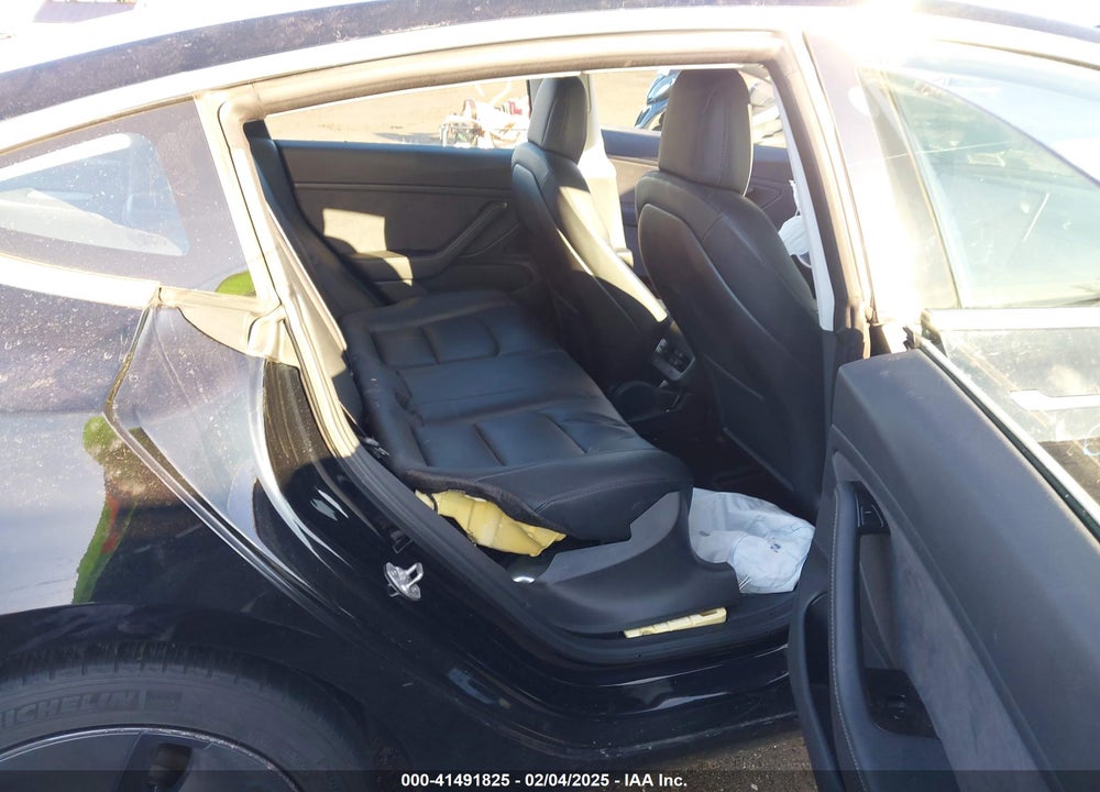 2018 TESLA MODEL 3 VIN: 5YJ3E1EB5JF170307
