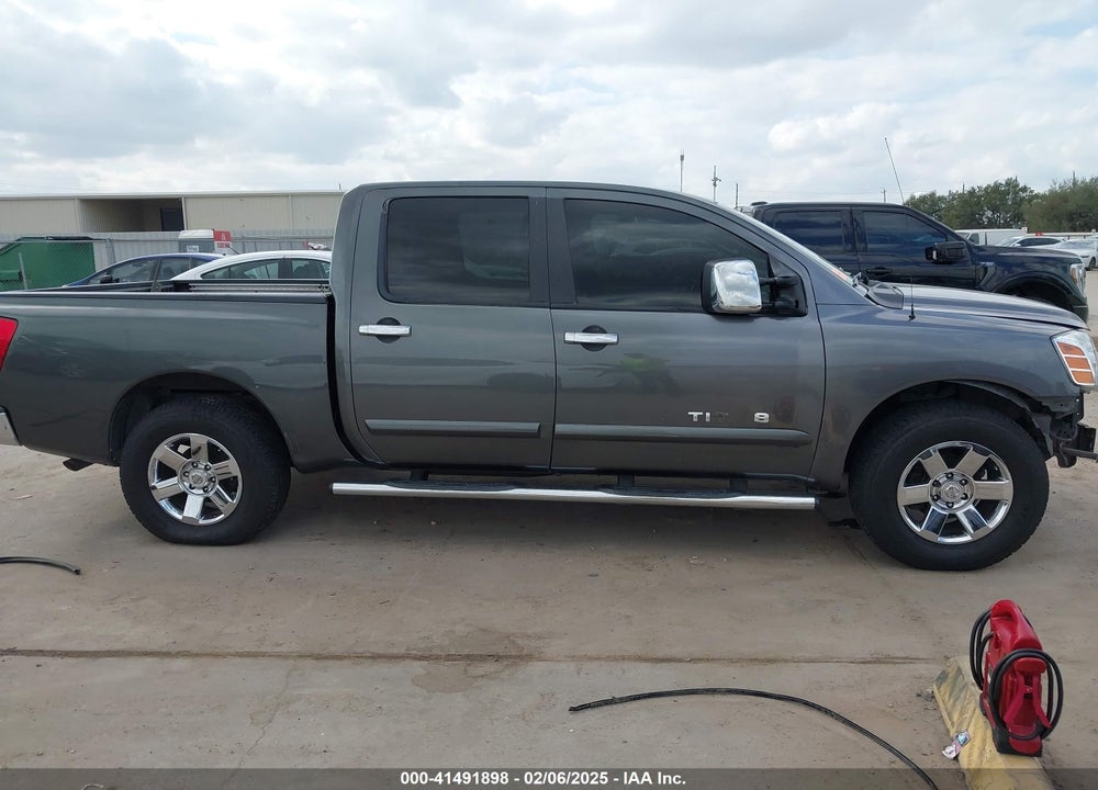 2007 NISSAN TITAN SE VIN: 1N6AA07A47N201930