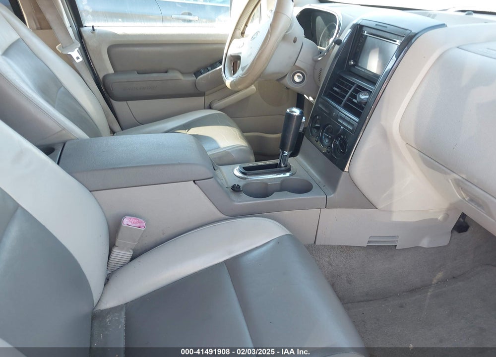 2007 FORD EXPLORER XLT VIN: 1FMEU63E57UB54593