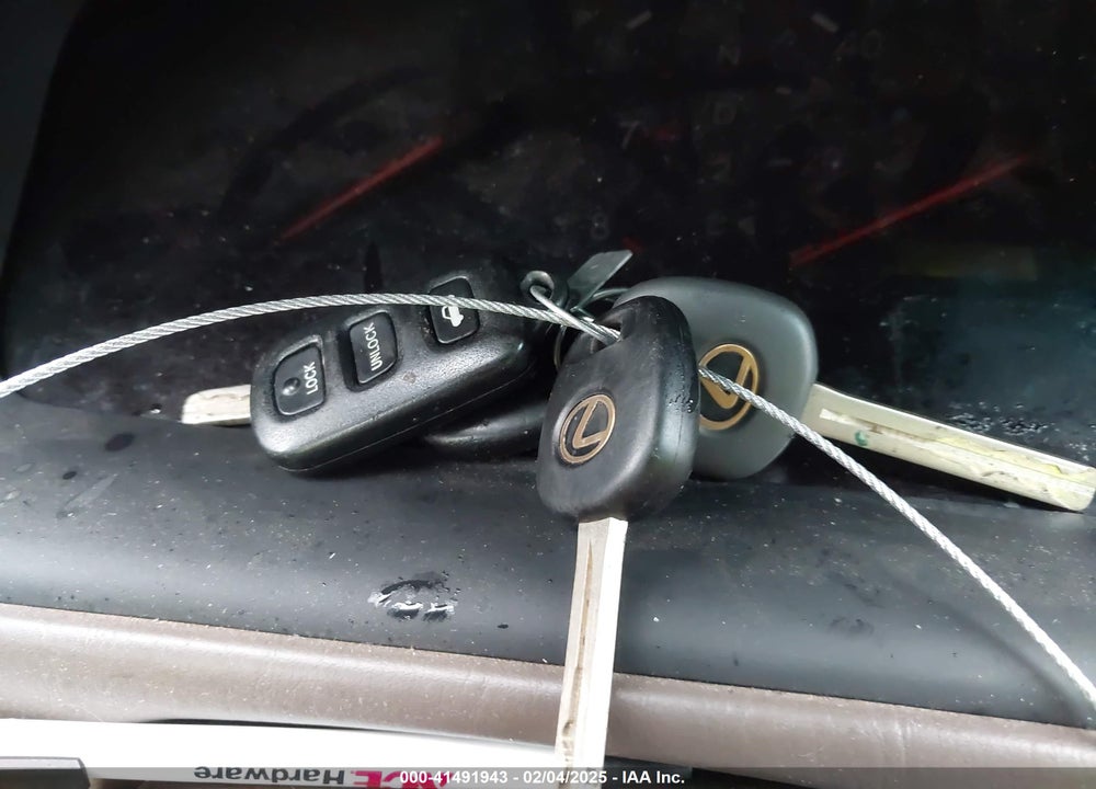 1998 LEXUS ES 300 VIN: JT8BF28G9W5036218