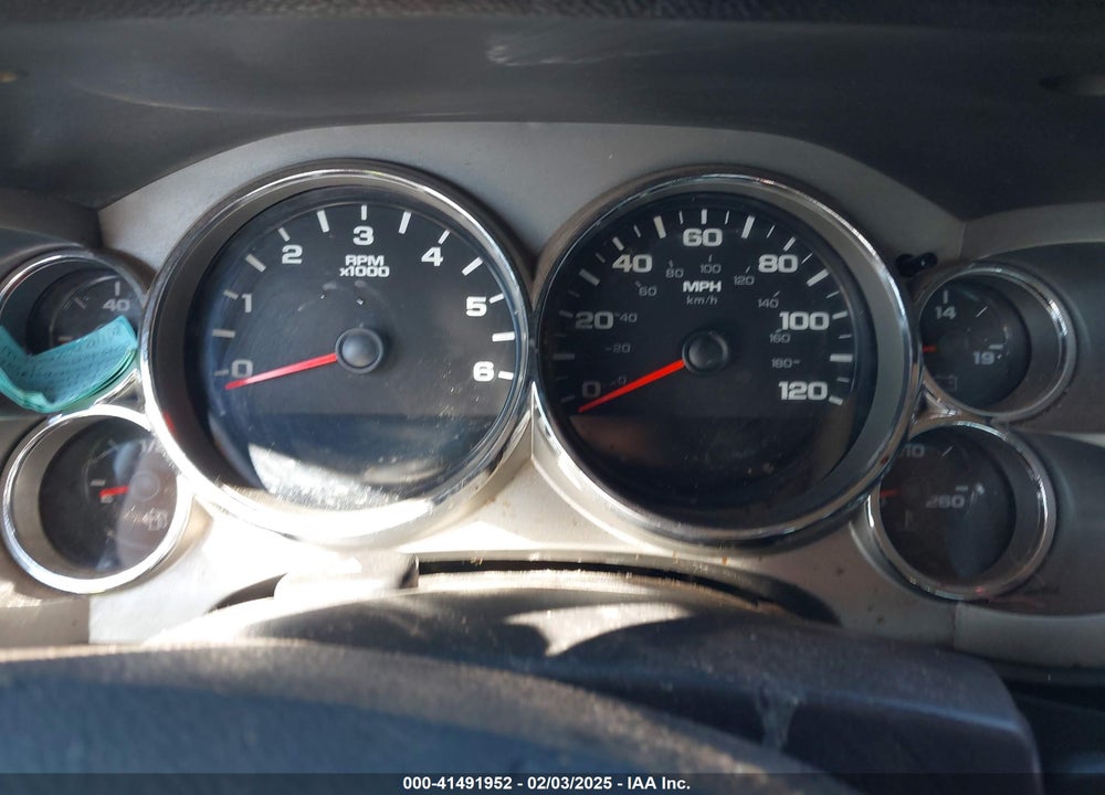 2008 CHEVROLET SILVERADO 1500 LT1 VIN: 2GCEK13M881109214