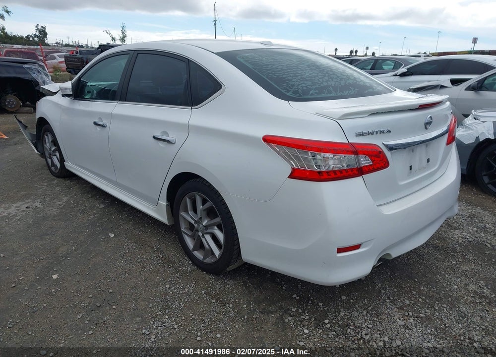 2015 NISSAN SENTRA VIN: 3N1AB7AP3FY300653