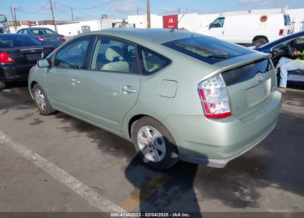 2007 TOYOTA PRIUS VIN: JTDKB20U477677555