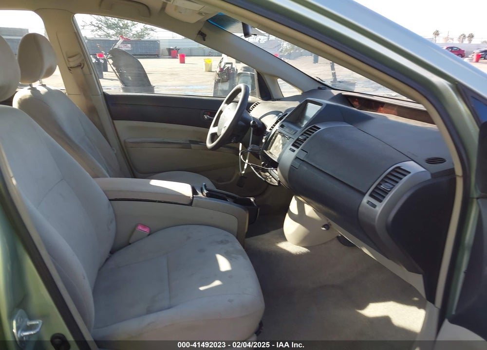 2007 TOYOTA PRIUS VIN: JTDKB20U477677555