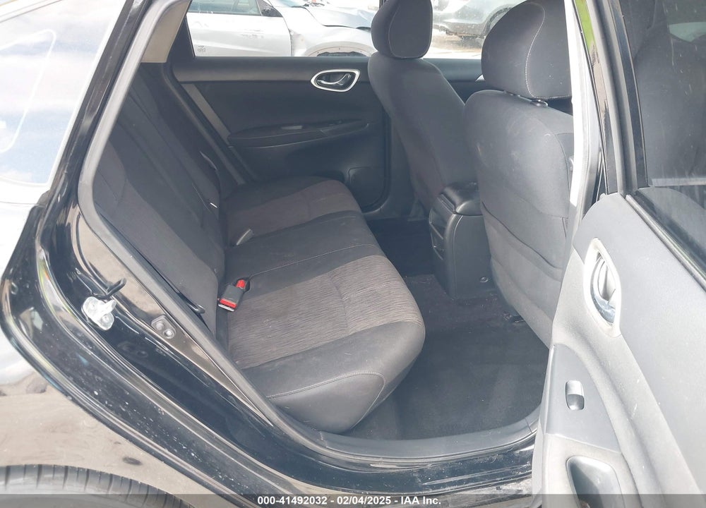 2015 NISSAN SENTRA VIN: 3N1AB7AP2FL668125