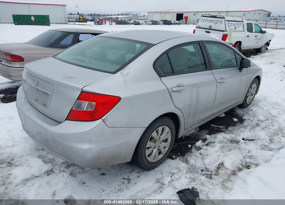 2012 HONDA CIVIC VIN: 2HGFB2F53CH330462