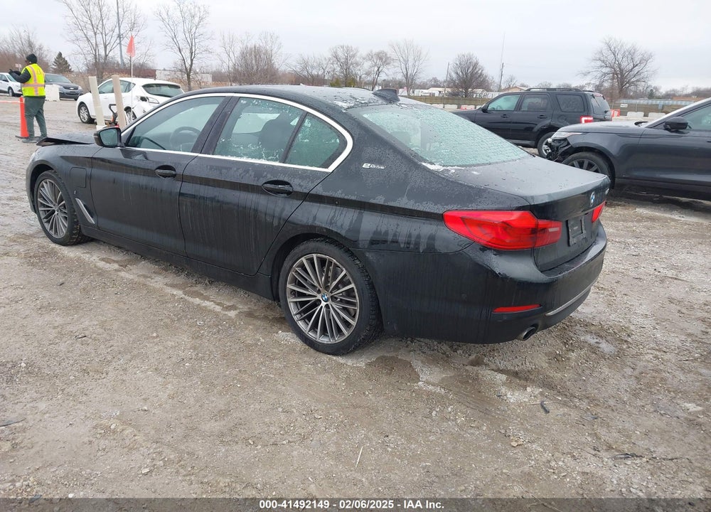 2019 BMW 530E VIN: WBAJB1C51KB376965
