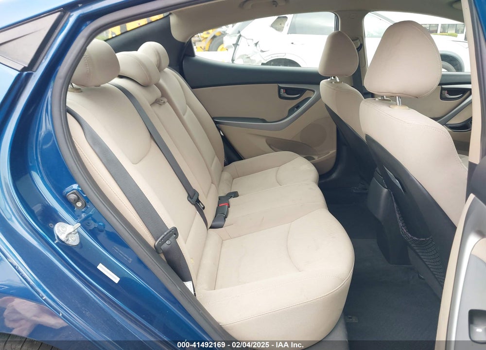 2014 HYUNDAI ELANTRA VIN: KMHDH4AE5EU051050