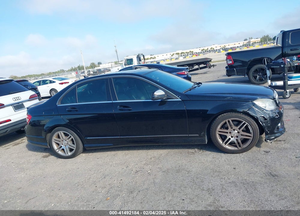 2008 MERCEDES-BENZ C 350 SPORT VIN: WDDGF56X08F113184