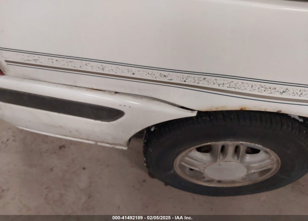 1997 CHEVROLET VENTURE VIN: 1GNDX06E2VD164440