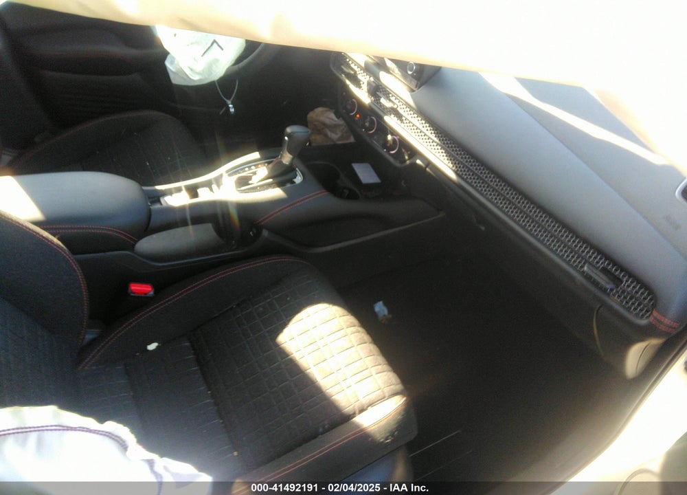 2024 HONDA HR-V VIN: 3CZRZ1H50RM740994