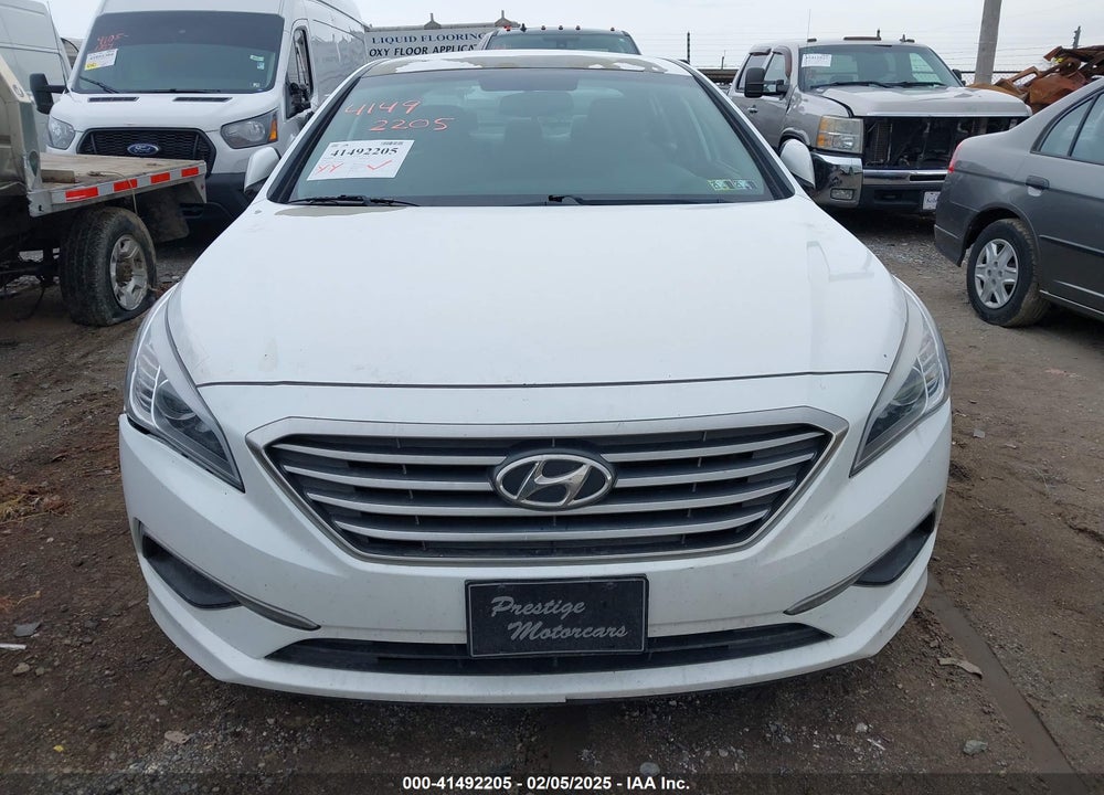 2016 HYUNDAI SONATA VIN: 5NPE24AF9GH373982