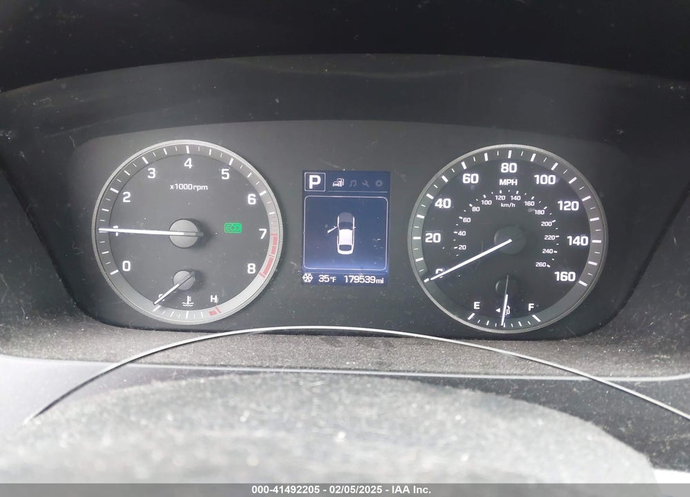 2016 HYUNDAI SONATA VIN: 5NPE24AF9GH373982