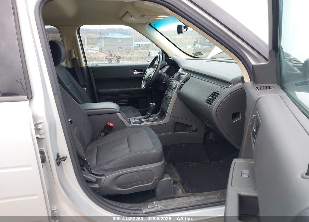 2018 FORD FLEX SE VIN: 2FMGK5B85JBA00886