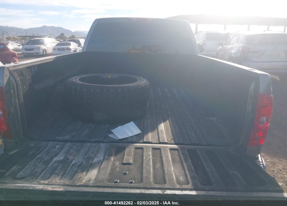 2008 CHEVROLET SILVERADO 1500 LT1 VIN: 1GCEC14028Z213228