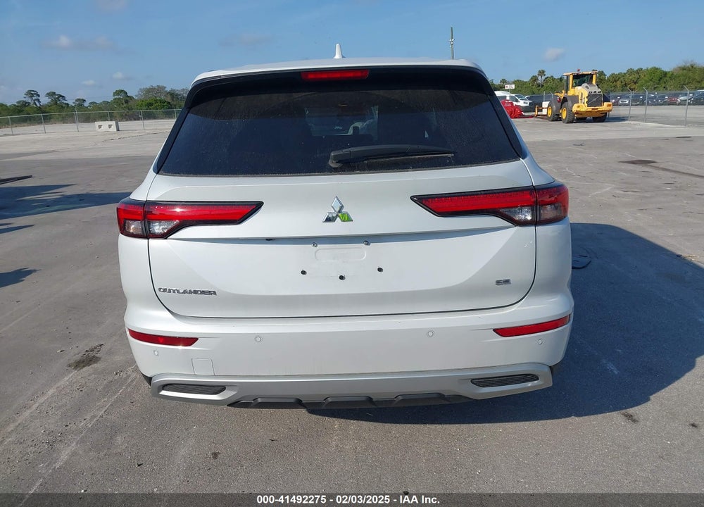 2024 MITSUBISHI OUTLANDER SE/SE BLACK EDITION/SE BLACK EDITION W/PANO ROOF S-AWC VIN: JA4J3VA81RZ025246