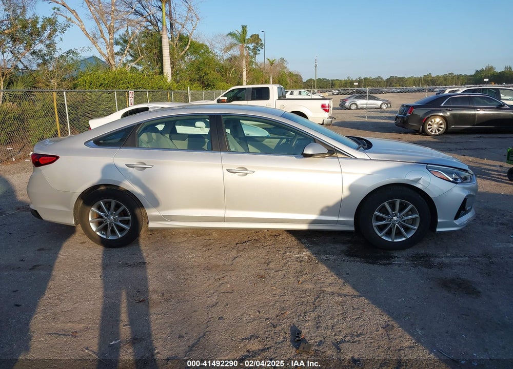 2019 HYUNDAI SONATA VIN: 5NPE24AF9KH770956