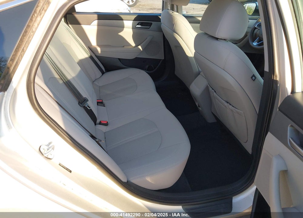 2019 HYUNDAI SONATA VIN: 5NPE24AF9KH770956