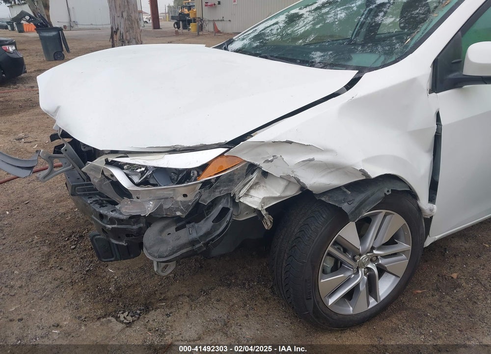 2016 TOYOTA COROLLA VIN: 5YFBPRHE8GP380097