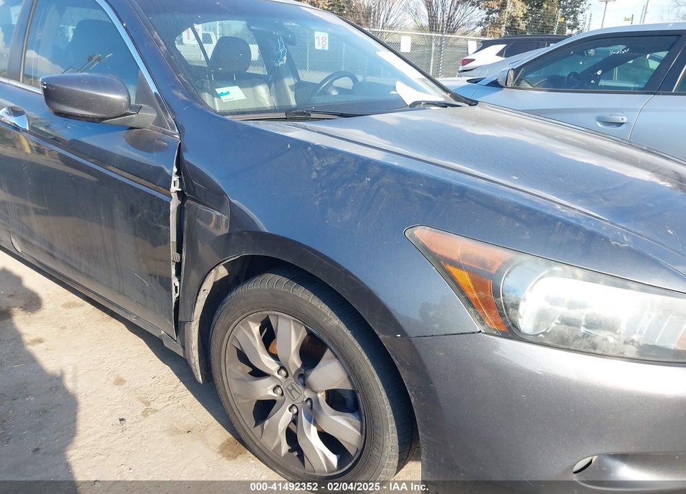 2009 HONDA ACCORD VIN: 1HGCP36859A049260