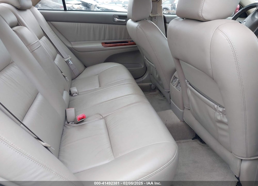 2004 TOYOTA CAMRY XLE VIN: 4T1BE32KX4U287495