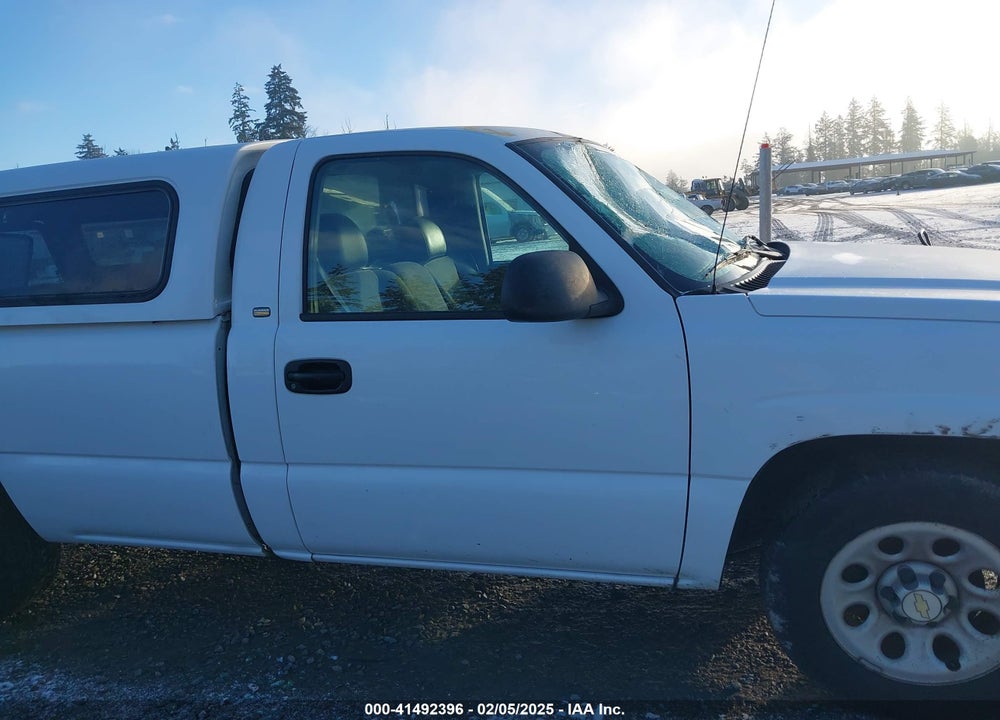 2005 CHEVROLET SILVERADO 1500 WORK TRUCK VIN: 1GCEC14XX5Z108414