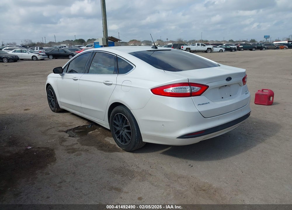 2013 FORD FUSION VIN: 3FA6P0HR8DR177397