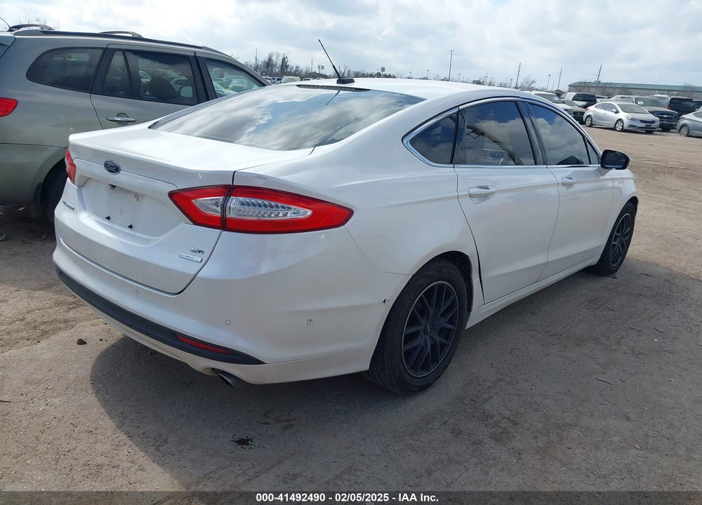 2013 FORD FUSION VIN: 3FA6P0HR8DR177397
