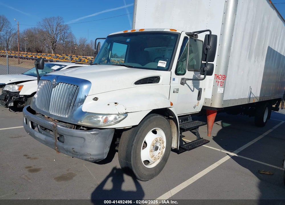 2006 INTERNATIONAL 4000 4200 VIN: 1HTMPAFM96H337678