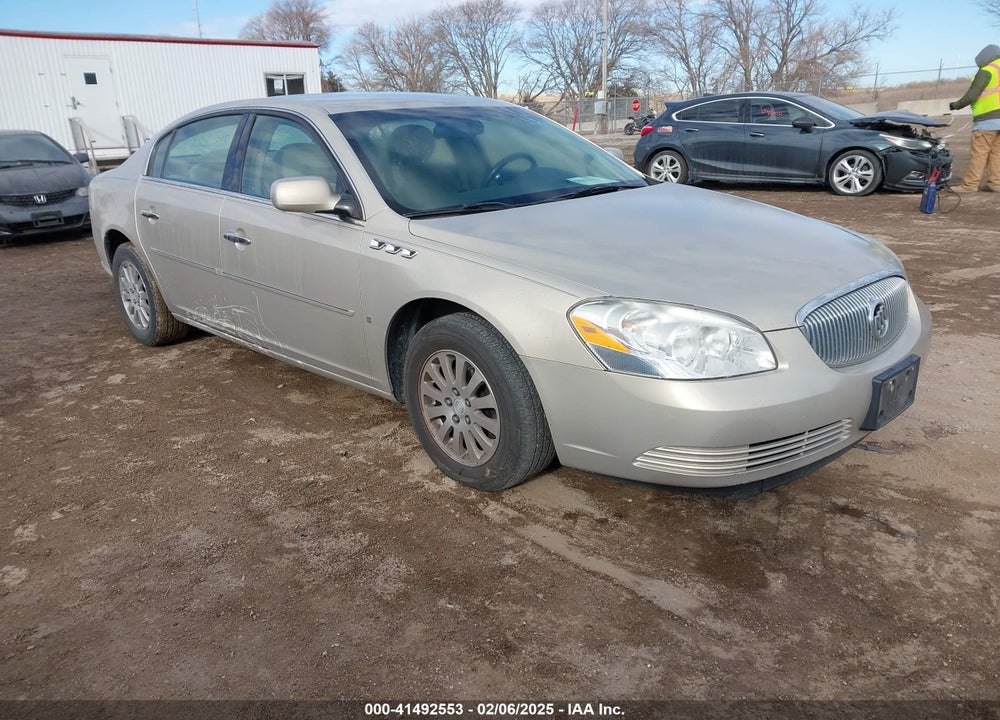 2008 BUICK LUCERNE CX VIN: 1G4HP572X8U158560