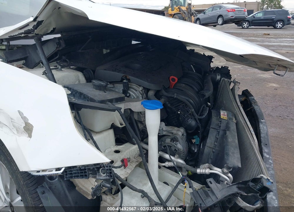 2018 KIA OPTIMA VIN: KNAGT4L33J5198271