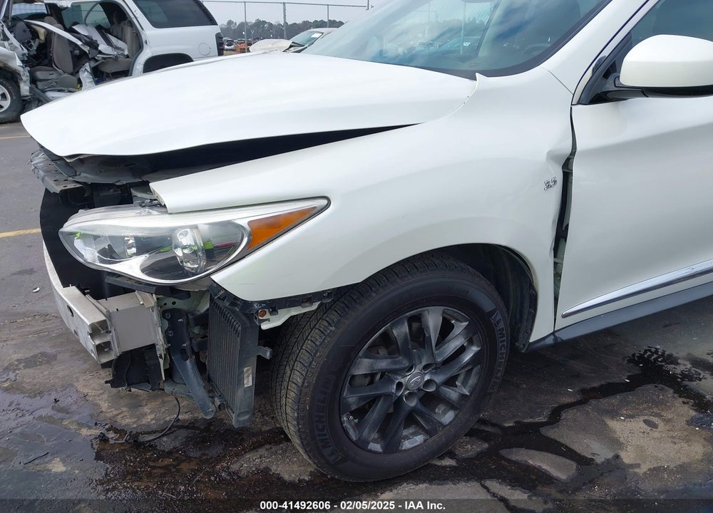 2015 INFINITI QX60 VIN: 5N1AL0MM7FC557600