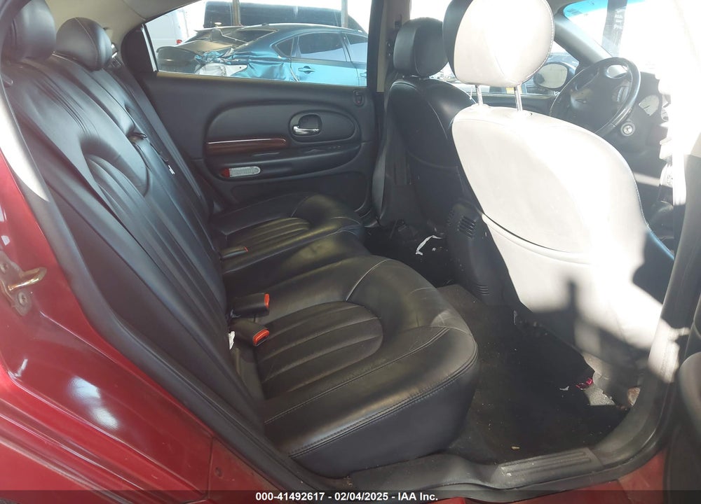 2001 CHRYSLER 300M VIN: 2C3HE66G71H608482