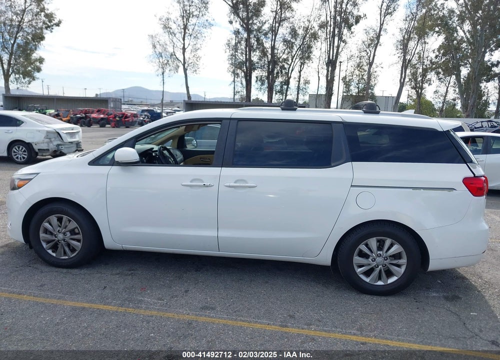 2016 KIA SEDONA LX VIN: KNDMB5C19G6214070