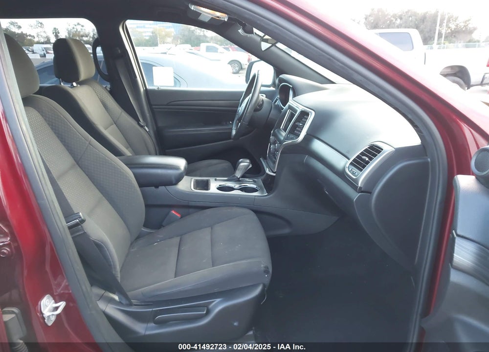 2019 JEEP GRAND CHEROKEE LAREDO 4X2 VIN: 1C4RJEAG9KC681063