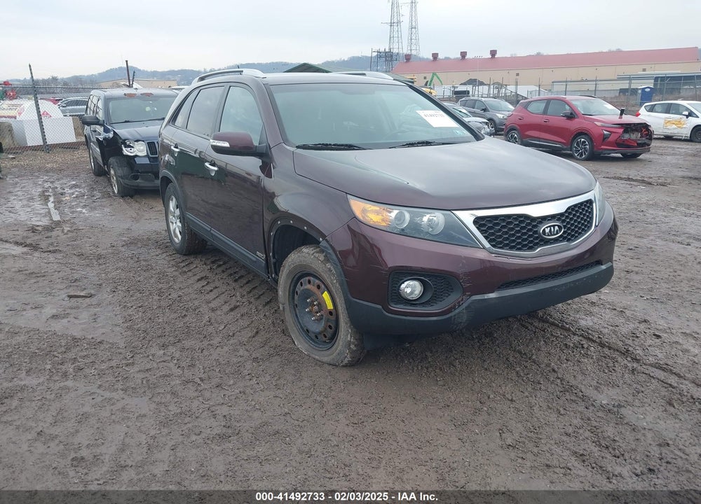 2012 KIA SORENTO LX VIN: 5XYKTDA60CG189368