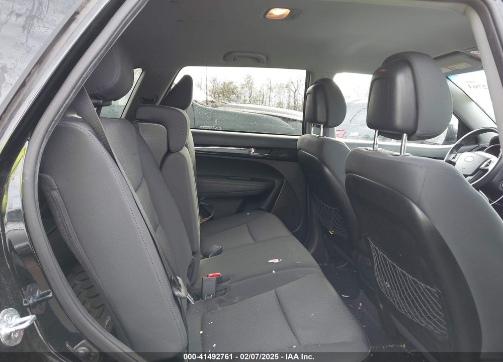 2012 KIA SORENTO LX VIN: 5XYKT3A61CG211985