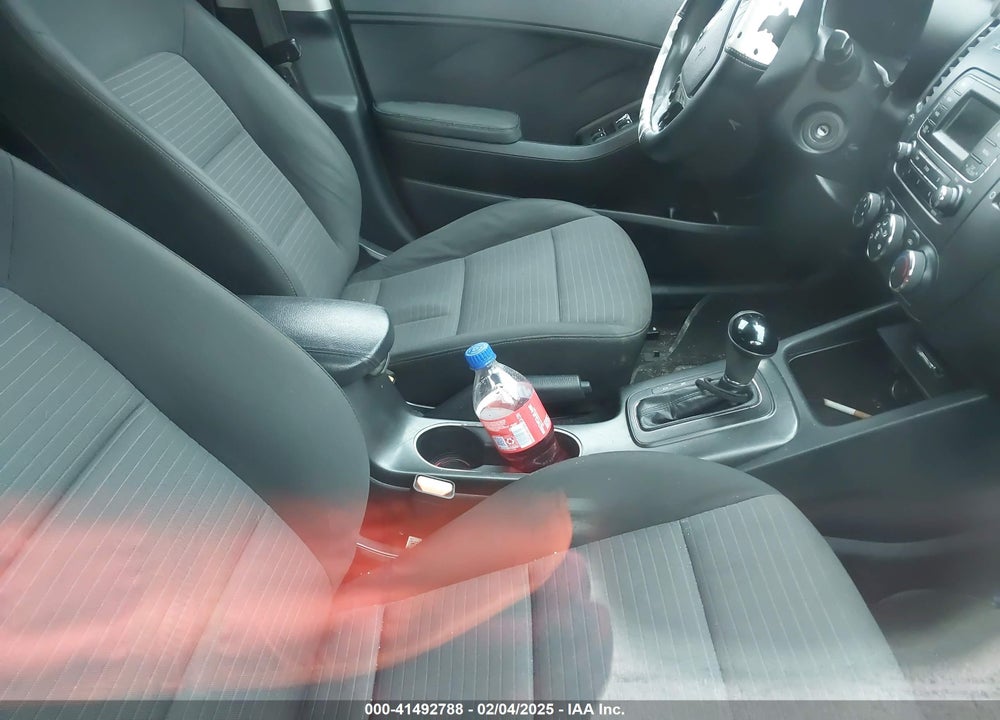 2015 KIA FORTE VIN: KNAFX4A67F5356230