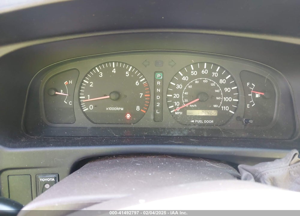 2000 TOYOTA SIENNA LE VIN: 4T3ZF13C8YU300961