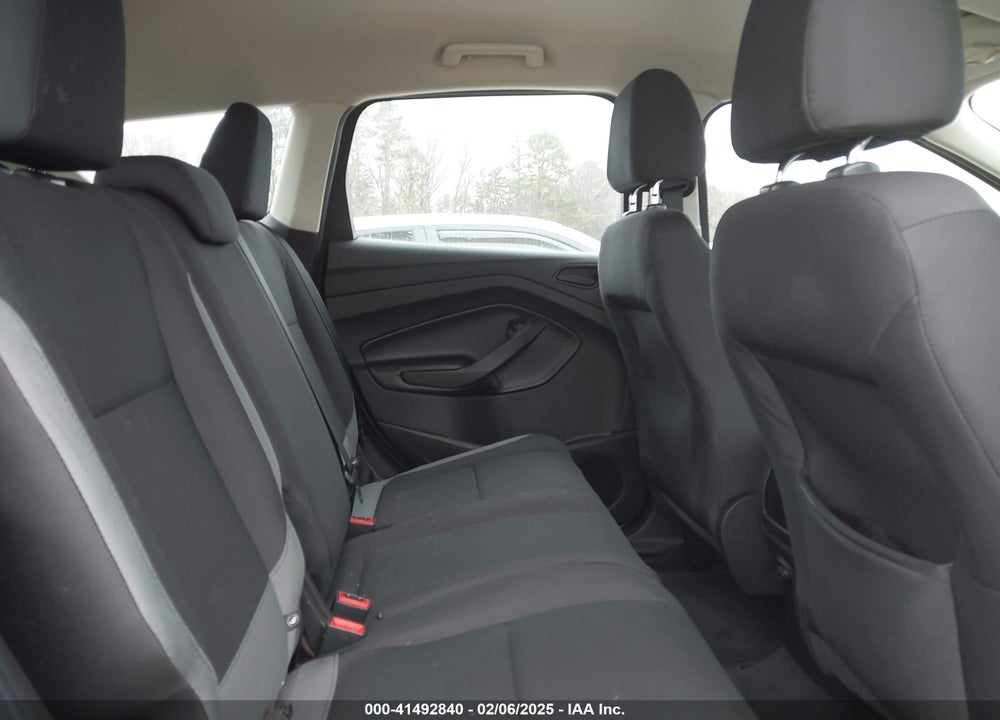 2016 FORD ESCAPE S VIN: 1FMCU0F71GUA18060