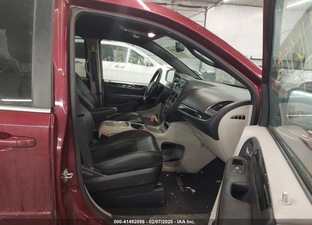 2017 DODGE GRAND CARAVAN SXT VIN: 2C4RDGCG9HR557505