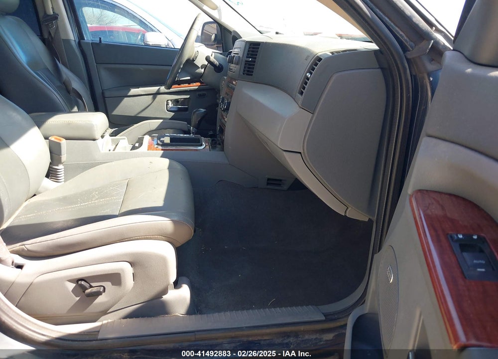 2007 JEEP GRAND CHEROKEE LIMITED VIN: 1J8HR58P67C563630