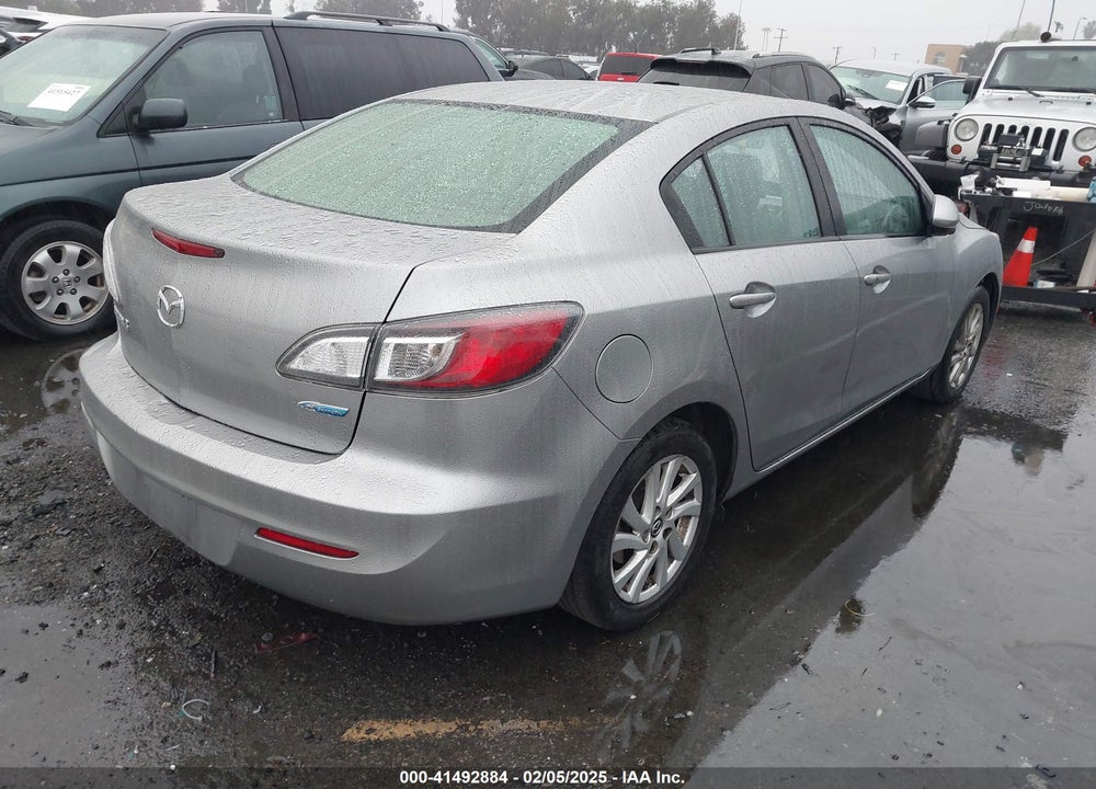 2013 MAZDA MAZDA3 VIN: JM1BL1WP4D1731329