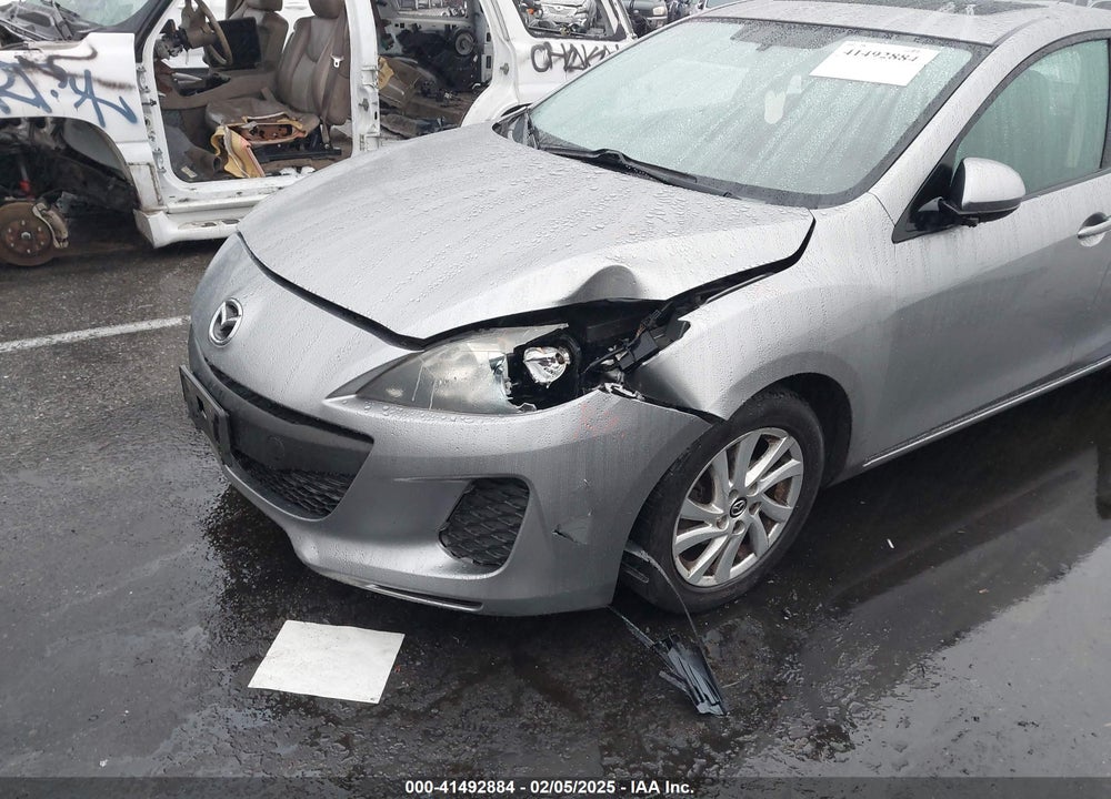 2013 MAZDA MAZDA3 VIN: JM1BL1WP4D1731329