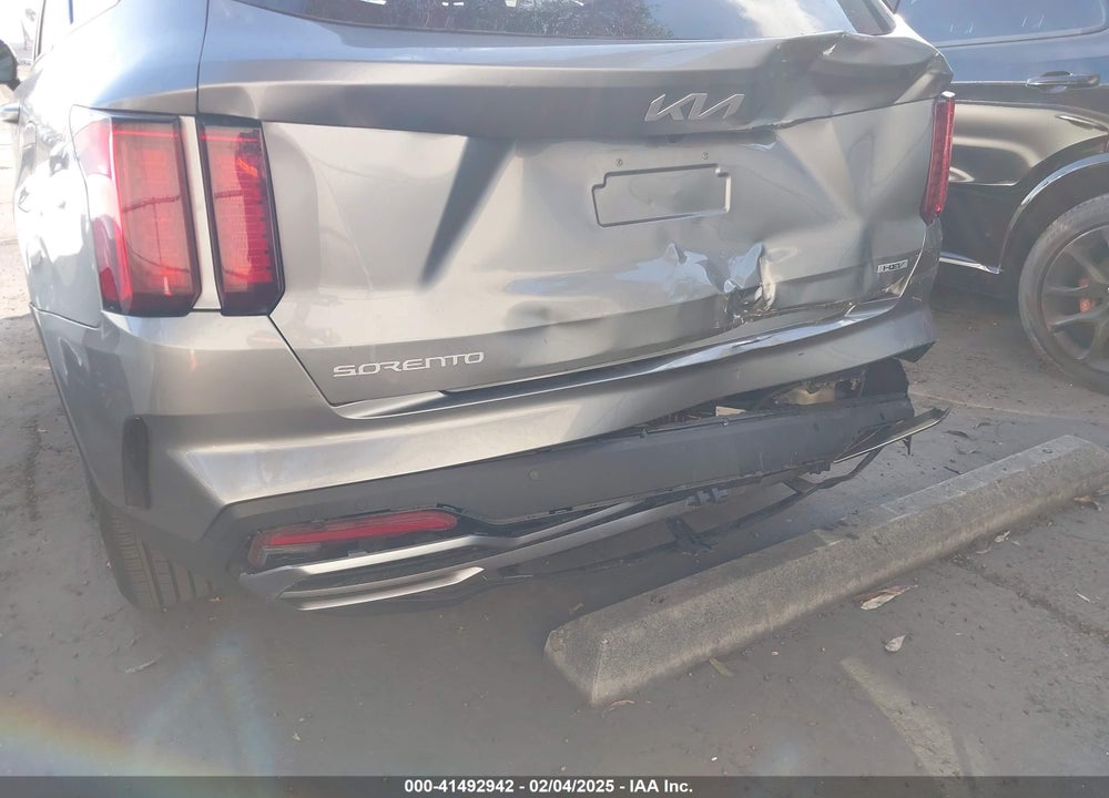 2023 KIA SORENTO VIN: KNDRH4LG7P5156923