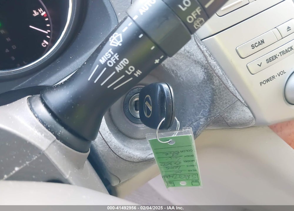2005 LEXUS RX 330 VIN: 2T2GA31U35C025742